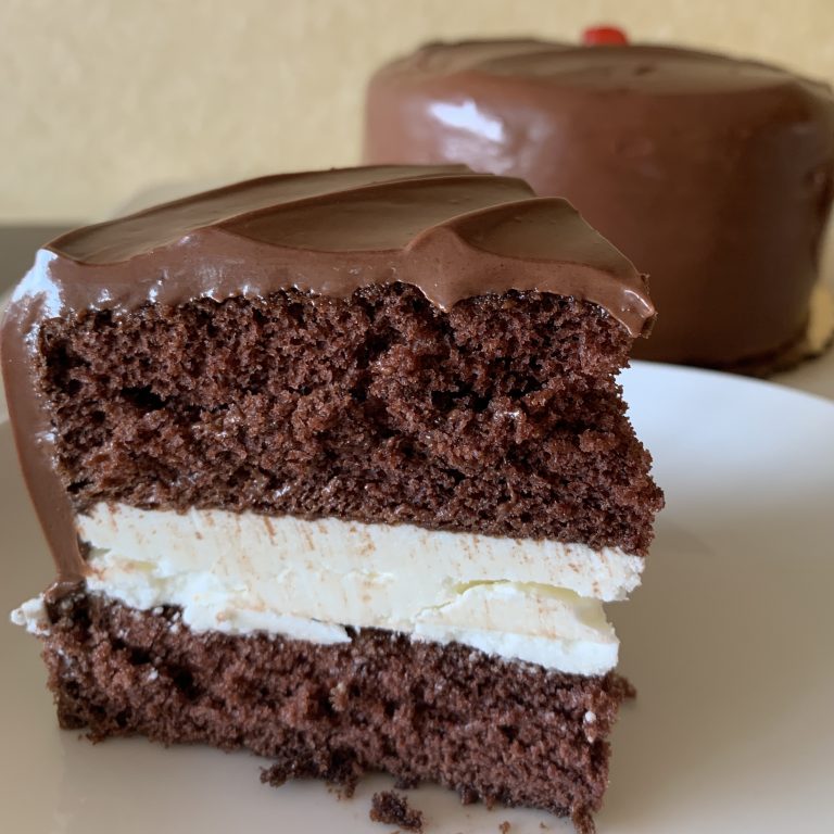 Devil's Food with Fudge Layer Cake 2021